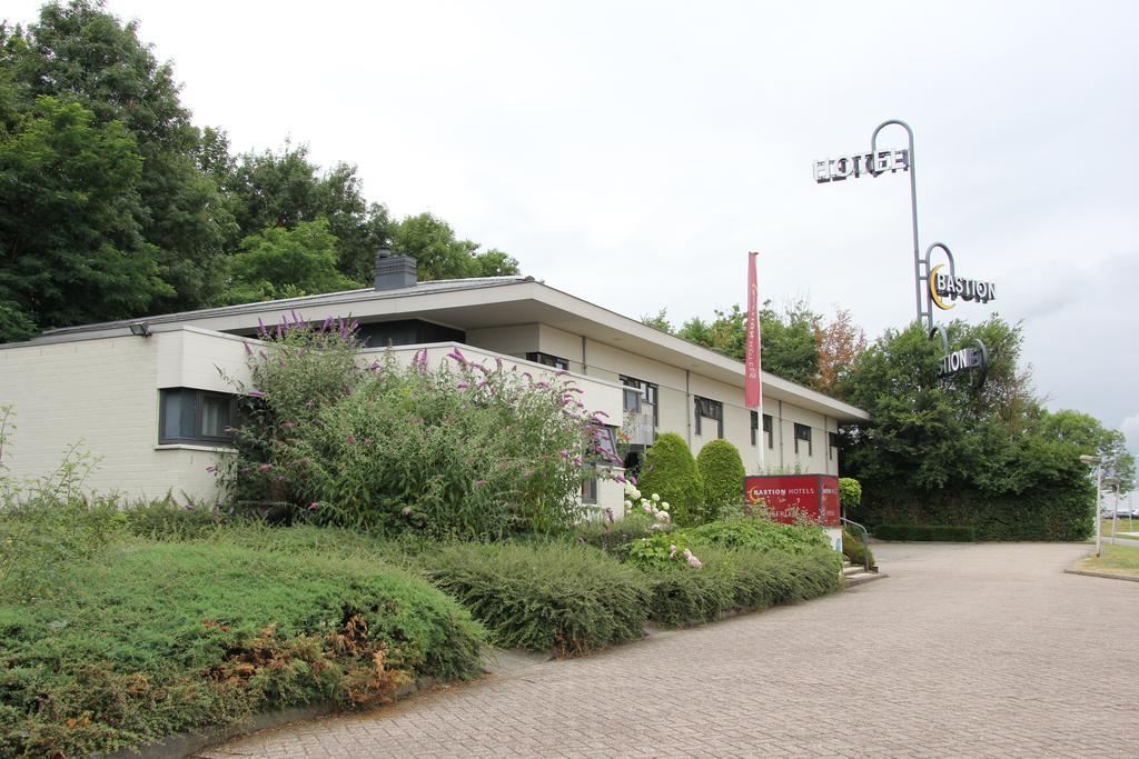 Bastion Hotel Херлен Екстериор снимка