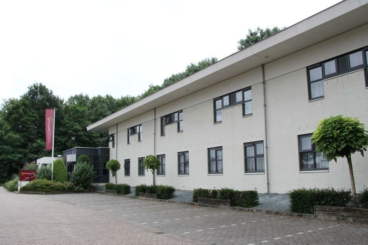 Bastion Hotel Херлен Екстериор снимка
